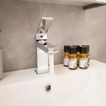 Blue Sea View Prime Apartment, Porto Heli