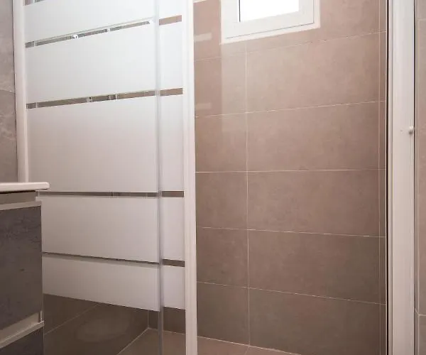 Blue Sea View Prime Apartment, * Porto Heli